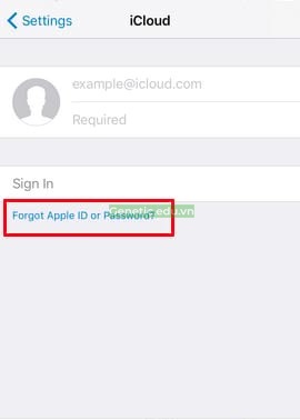 Nhấn "Forgot Apple ID or Password"